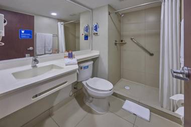 City Express Queretaro Jurica