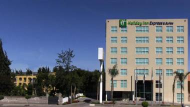 Holiday Inn Express & Suites Queretaro an IHG Hotel