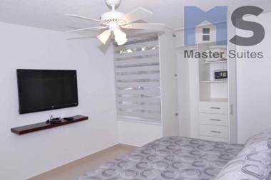 Moderna Suite Alberca Ubicadísima Av Bernardo Quintana 9A