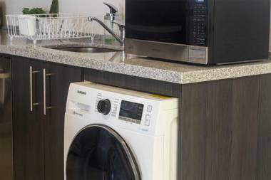 Suite lujo y comodidad 150MB Home Office Céntrico El Prado C12