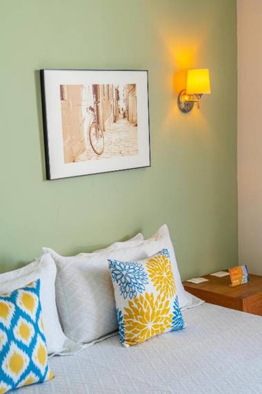 Suites at Sapphire Ocean Club