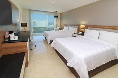 Holiday Inn & Suites - Puerto Vallarta Marina & Golf an IHG Hotel