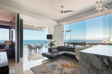 Pier57 Unit705 Romantic Zone Penthouse Ocean Views Best Rooft