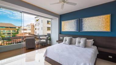 Pier 304 Zona Romantica OceanViews Best Rooftop