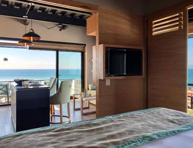 Pinnacle Resorts 179 - Adults Only