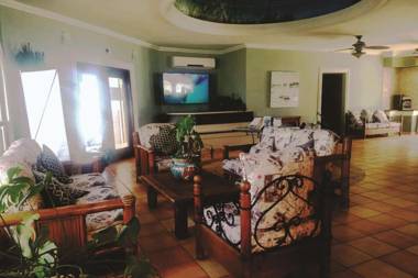 Best Western Laos Mar Hotel & Suites