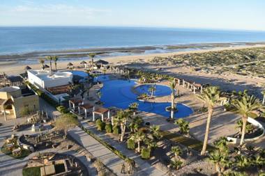 Luna Blanca Penthouse by Kivoya