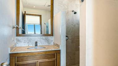 Luna Blanca Penthouse by Kivoya