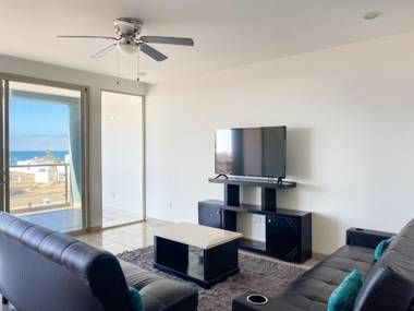 Unwind in a Brand New Condo with Stunning View