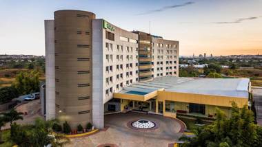 Holiday Inn Puebla Finsa an IHG Hotel