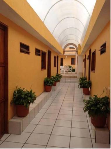 HOTEL CAMELINAS AREA BLANCA