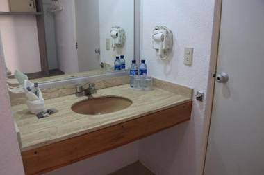 Plaza Palenque Hotel & Convention Center