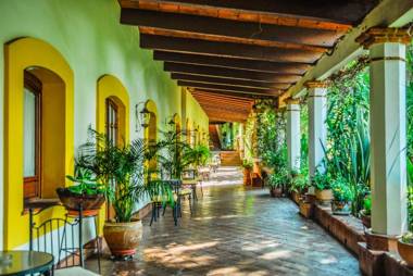 Hotel Hacienda Los Laureles