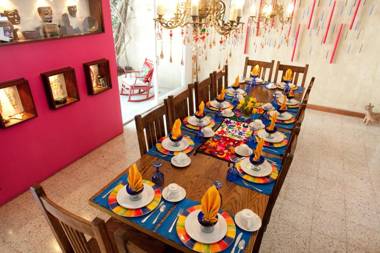 Casa de las Bugambilias B&B