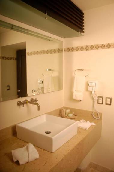 Zafiro Beach Boutique Resort