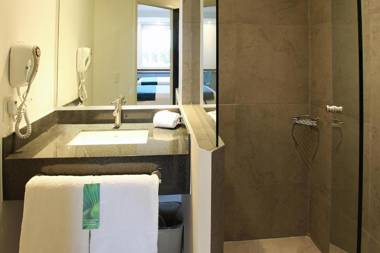 Sleep Inn Leon Antares