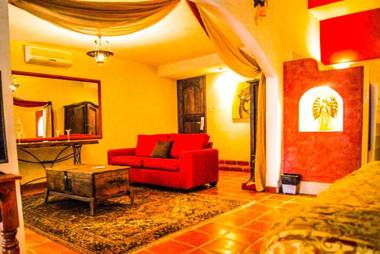 Hotel La Concha Beach Resort