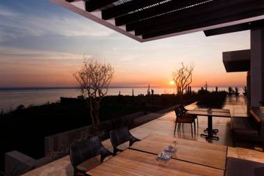 Puerta Cortes Residences