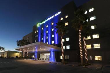 Holiday Inn Express Hotel & Suites Hermosillo an IHG Hotel