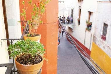 Hostal & Bar Encounter Guanajuato