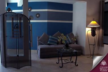 Casa Corazon de Plata Suites