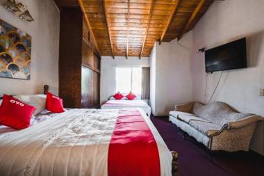 OYO Hotel CocoBeach Ensenada