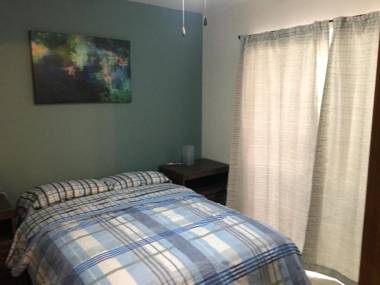 Fantastic & Cozy #4: Condo Close to the Beach