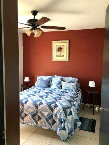 Fantastic & Cozy #6: Condo Close to the Beach