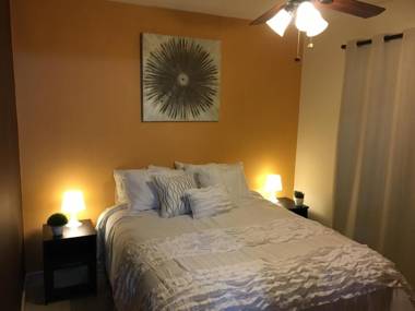 Fantastic & Cozy #5: Condo Close to the Beach