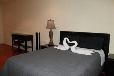 Amazing home in Ensenada w/ 3 Bedrooms Jacuzzi and WiFi