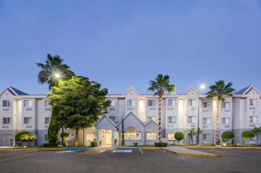 Microtel Inn & Suites by Wyndham Culiacán