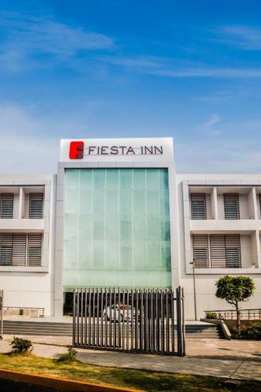 Fiesta Inn Plaza Central Aeropuerto