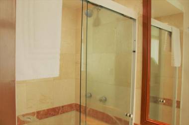 Condesa Suites