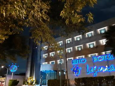 AUTO HOTEL LEGARIA