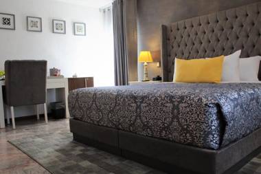 Santo Refugio Heritage Hotel