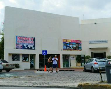 Bella Beach Condo Vacation 2 bedrooms