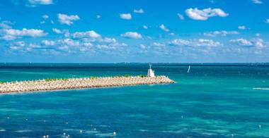 SLS Cancun Hotel & Spa