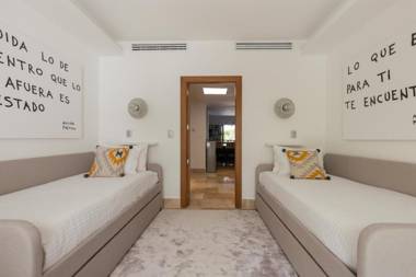 Luxury & exclusive 3BR Apt w Amazing amenities