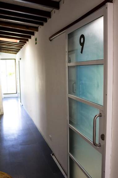 The Yak Lake House - Hostal