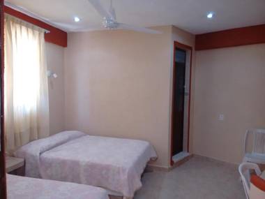 Hotel y Bungalows Olivares