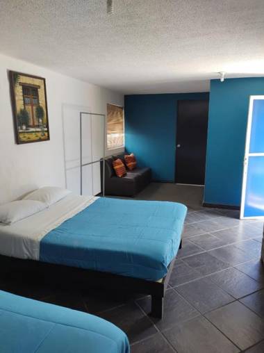 ANTIQUE Barrio Antiguo