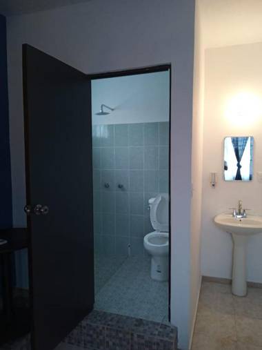 ANTIQUE Guest House Fundidora