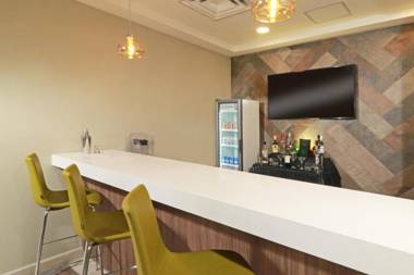 Wyndham Garden Monterrey Valle Real