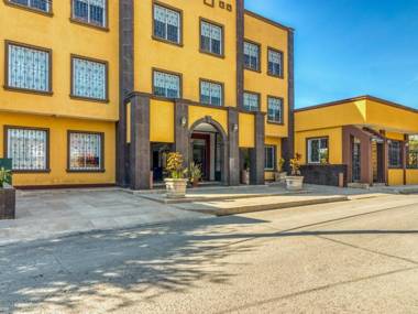 Monte Salerno Hotel & Suites