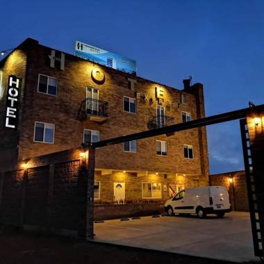 HOTEL 9 MANANTIALES EXPRESS