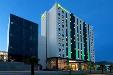 Holiday Inn & Suites - Monterrey Apodaca Zona Airport an IHG Hotel