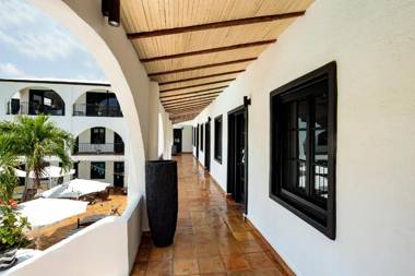 La Marina Inn