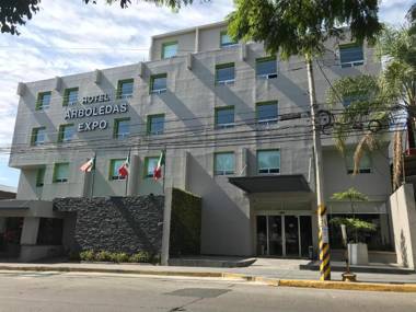 Hotel Arboledas Expo