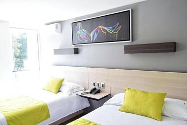 HOTEL LEMON GREEN -Zona Expo Frente al Centro de Convenciones