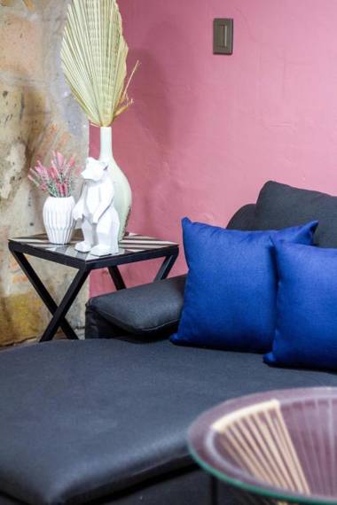 Super Cool Home Llena De Detalles